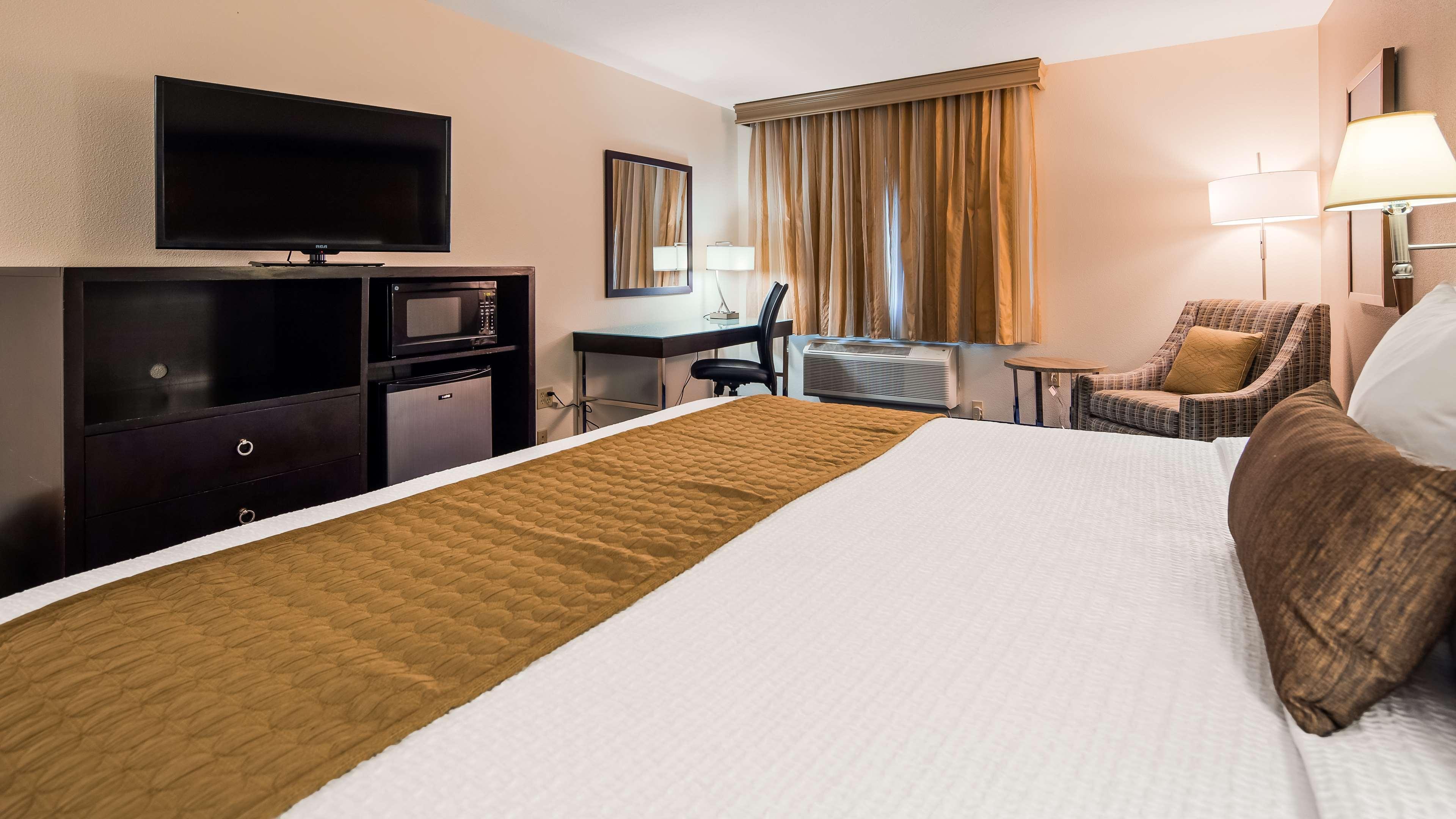 Best Western Plus Executive Hotel & Suites Sulphur Exteriör bild