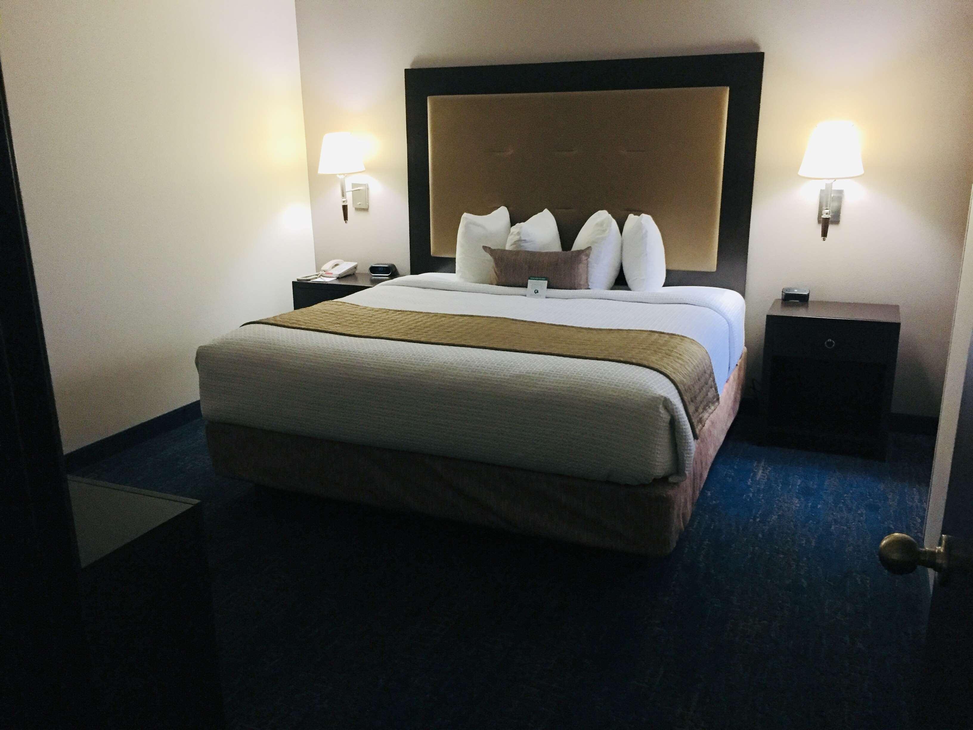 Best Western Plus Executive Hotel & Suites Sulphur Exteriör bild