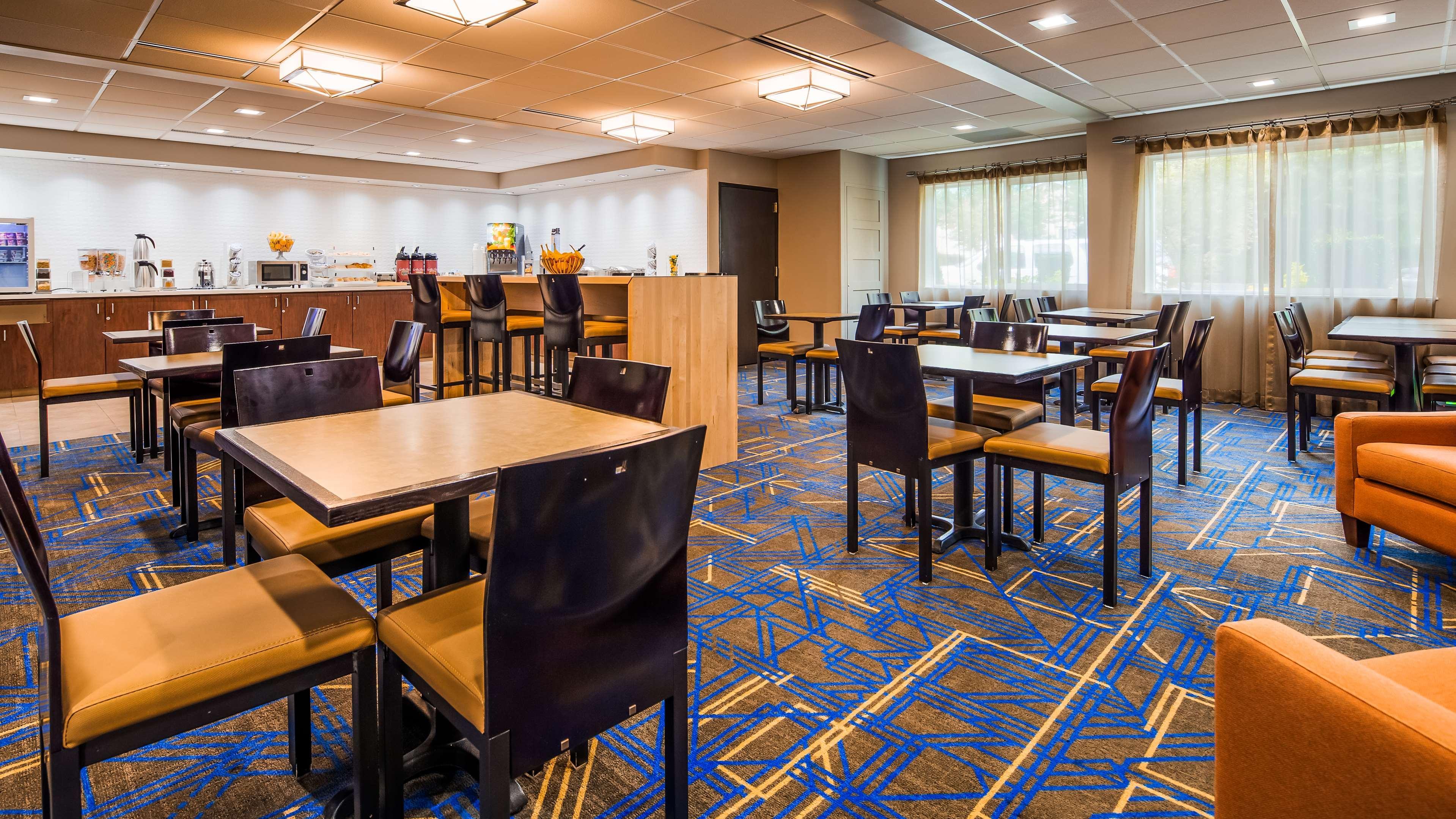 Best Western Plus Executive Hotel & Suites Sulphur Exteriör bild