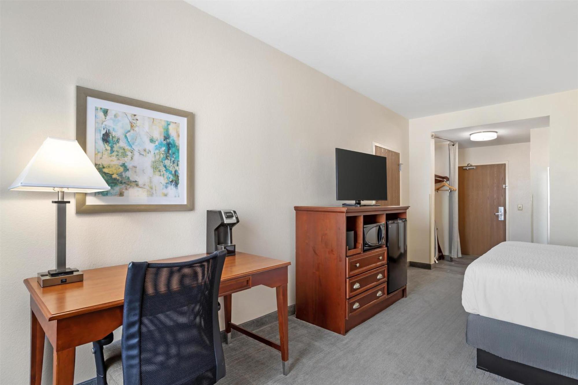 Best Western Plus Executive Hotel & Suites Sulphur Exteriör bild